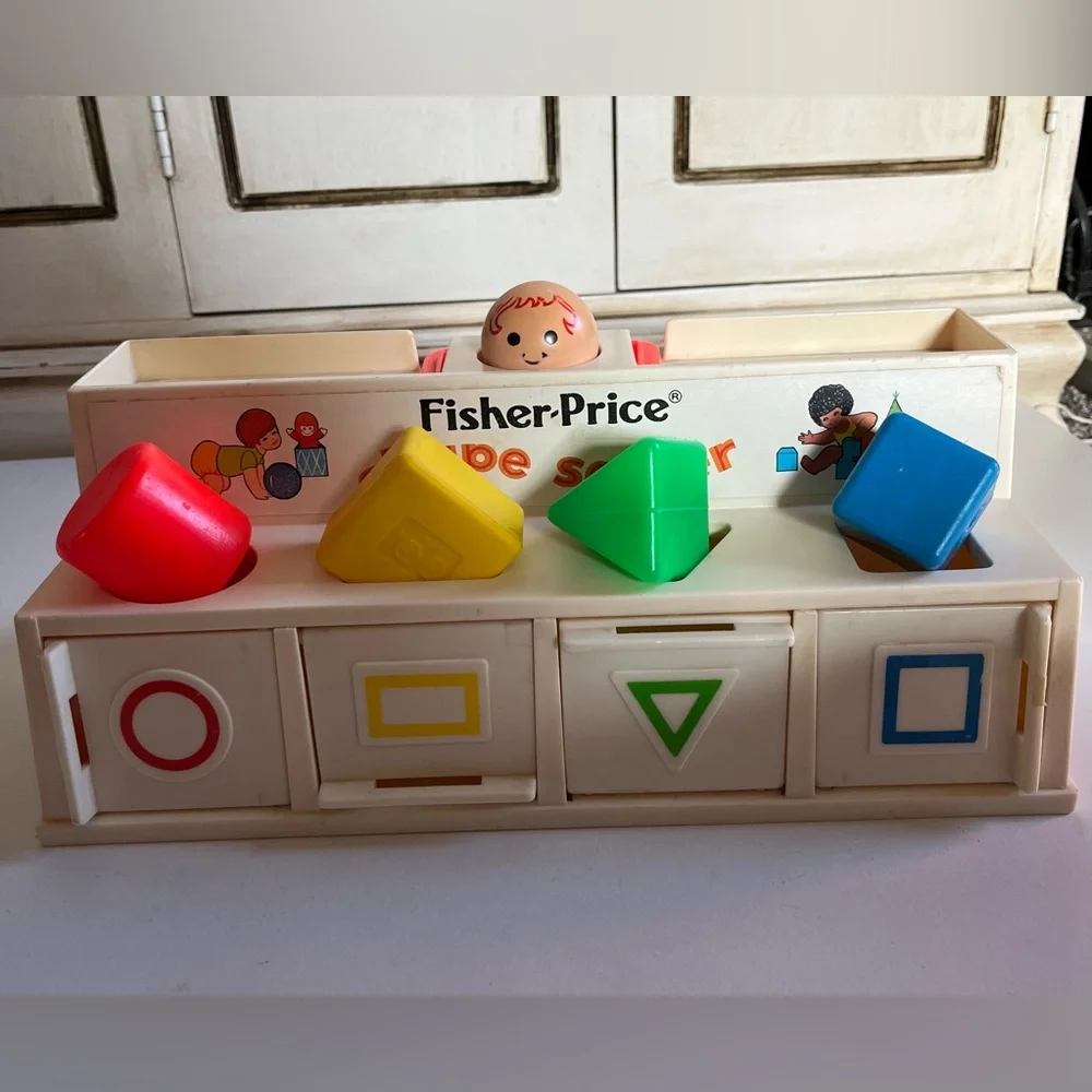 Vintage 1974 Fisher Price Shape Sorter Toy preschool color manipulative play
